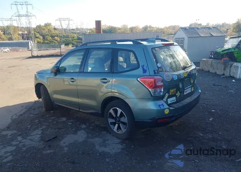 2017 Subaru Forester 2.5I z USA, uszkodzony, nr VIN JF2SJABC5HH496432